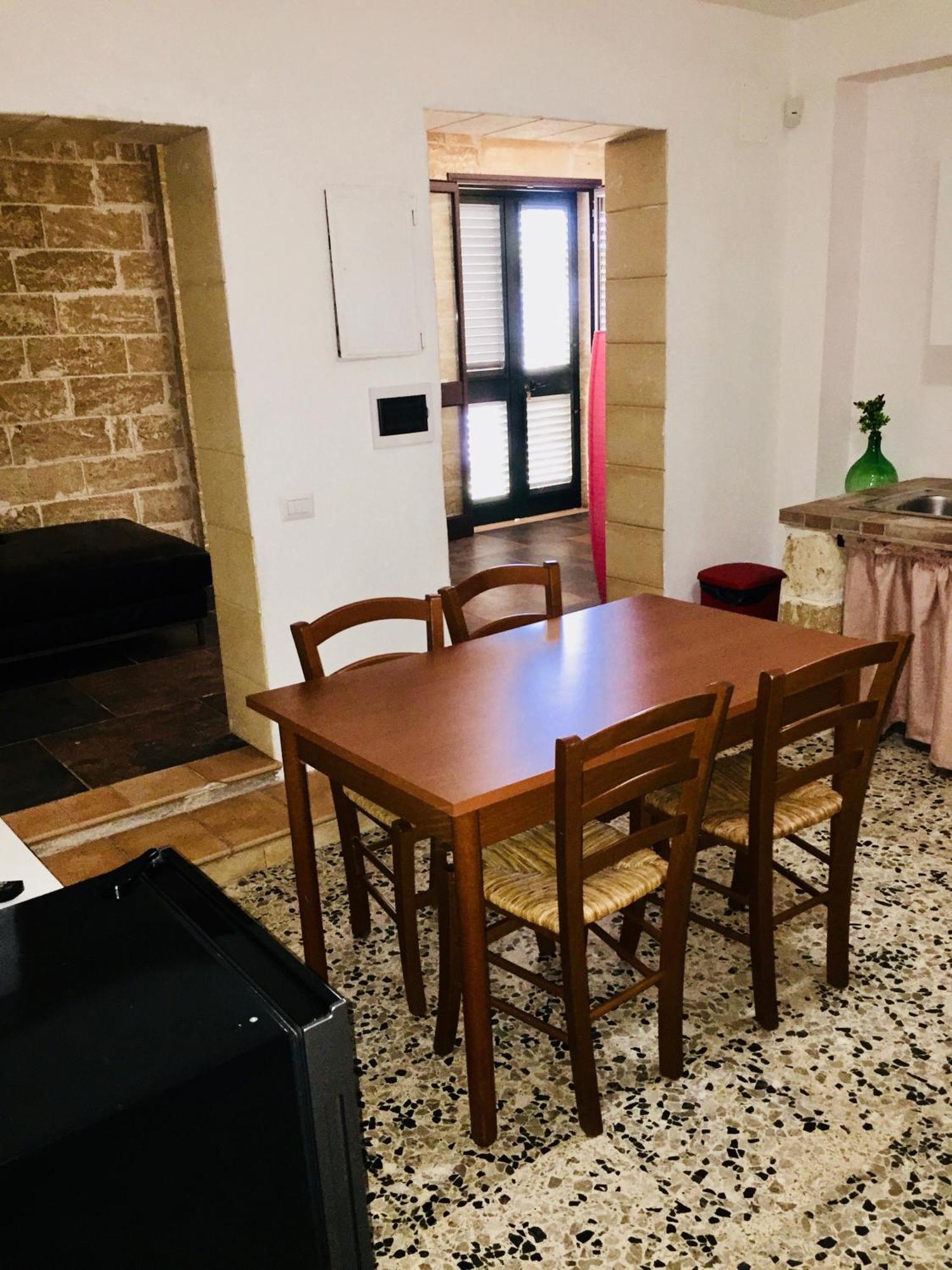 Salento Appartamenti Casalabate Δωμάτιο φωτογραφία
